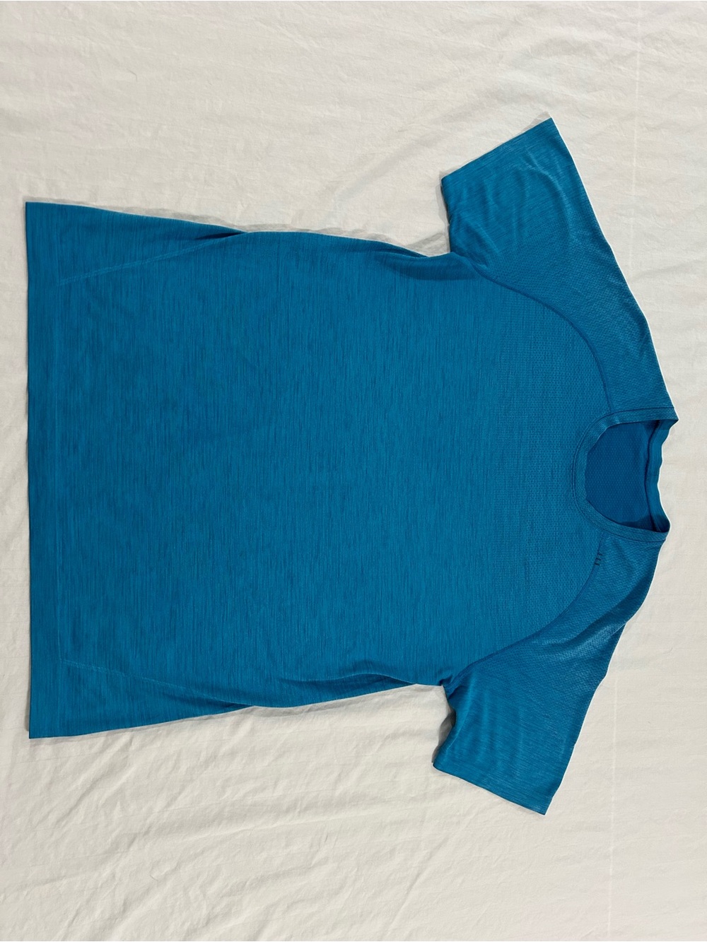 lululemon athletica Men's Heathered Light Blue Short-Sleeve Tee